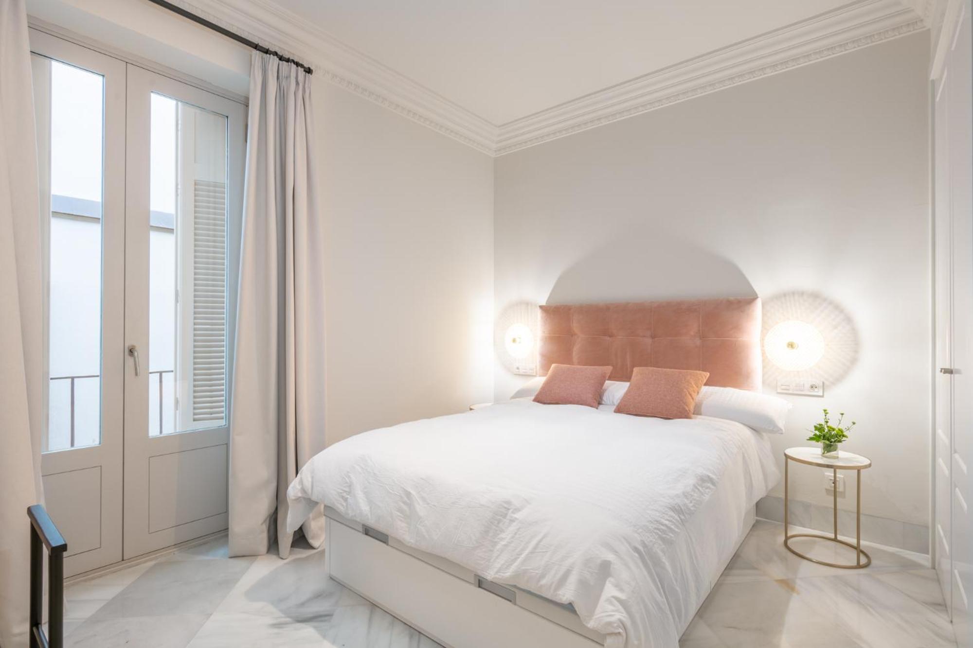 Apartamentos Pinar Malaga Centro Phòng bức ảnh