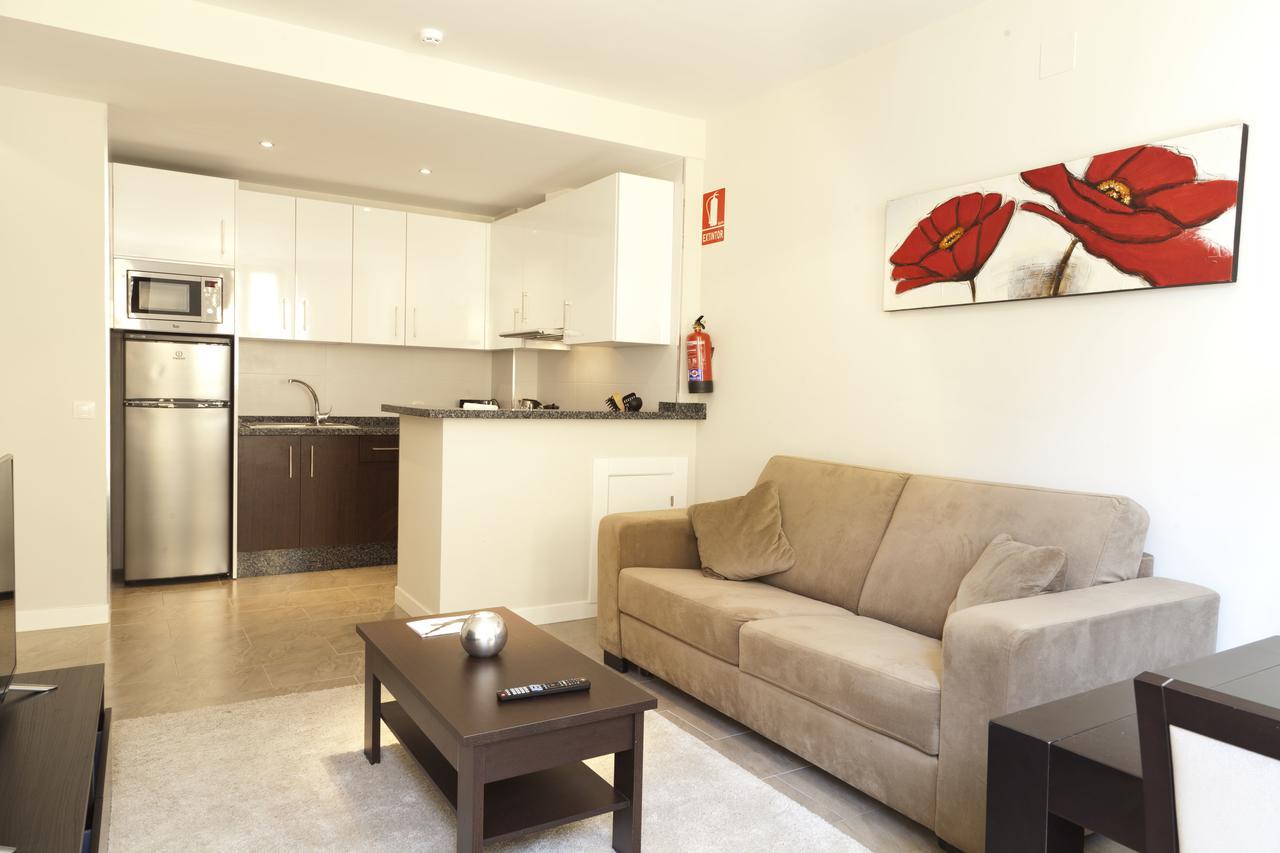Apartamentos Pinar Malaga Centro Ngoại thất bức ảnh